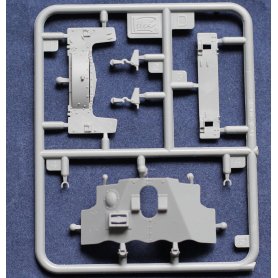 RIICH 1:35 Działo przeciwpancerne US M1 57mm na podwoziu M2