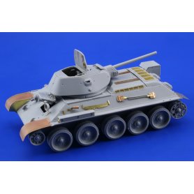 Eduard 1:48 T-34-76 model 1942 dla Hobby Boss