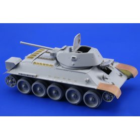 Eduard 1:48 T-34-76 model 1942 dla Hobby Boss
