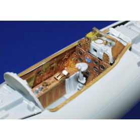 MiG-21F interior TRUMPETER