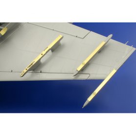 Eduard 1:32 Sukhoi Su-27UB Flanker C exterior dla Trumpeter
