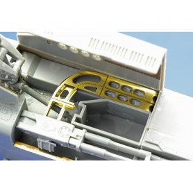 Eduard 1:32 Su-25 Frogfoot exterior dla Trumpeter