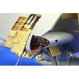 Eduard 1:32 F6F-5 exterior dla Trumpeter