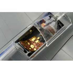 Eduard 1:32 Curtiss P-40E interior S.A. dla Hasegawa