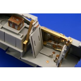 Eduard 1:32 North American P-51B interior S.A. dla Trumpeter