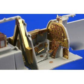 Eduard 1:32 North American P-51B interior S.A. dla Trumpeter