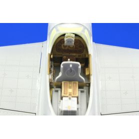 Eduard 1:32 North American P-51D interior S.A. dla Trumpeter