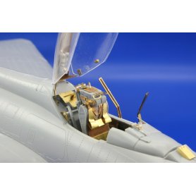 Eduard 1:32 BAC Lightning F.1A/F.3 interior S.A. dla Trumpeter