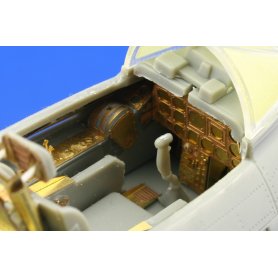 Eduard 1:32 F-86F-30 interior S.A. dla Kinetic