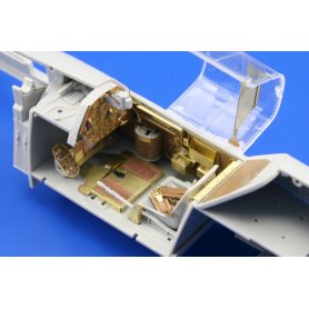 Bf 109E-3 interior S.A. TRUMPETER