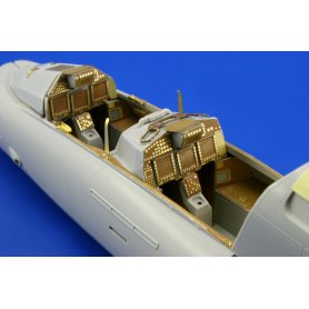 EF 2000 Two-seater interior S.A. TRUMPETER