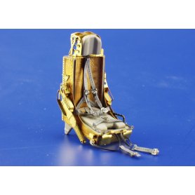Eduard 1:32 F-105 ejection seat