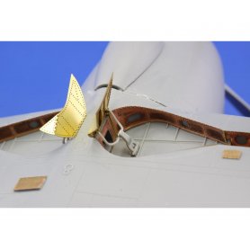 Eduard 1:32 Mitsubishi J2M3 Raiden exterior dla Hasegawa