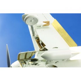 Eduard 1:32 Focke Wulf Fw 190 F-8 wheel bay dla Revell 04869
