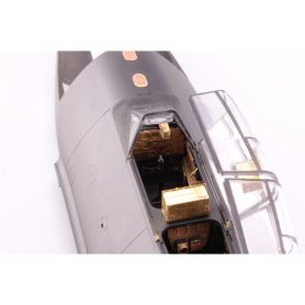 Me 262B-1 interior REVELL 4995