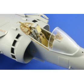 Eduard 1:32 AV-8B interior S.A. dla Trumpeter