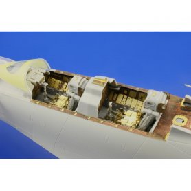 Eduard 1:32 Sukhoi Su-27UB Flanker C interior S.A. dla Trumpeter