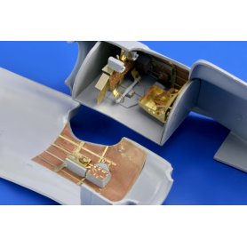 Eduard 1:32 Mitsubishi A5M2 Claude interior S.A. dla Special Hobby