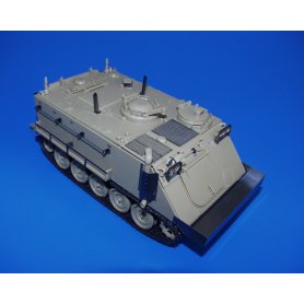 Eduard 1:35 M-113 IDF Zelda exterior dla Academy