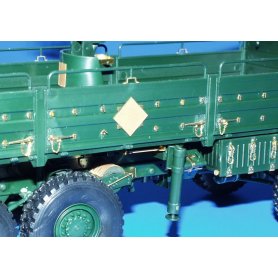 Eduard 1:35 MAN 10t I 8x8 dla Revell