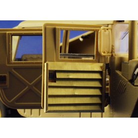 Eduard 1:35 M-113A2 Desert I.F.F./C.I.F. i.d. panels dla Tamiya 35265