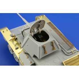 Eduard 1:35 T-70M early rounded fenders dla Miniart
