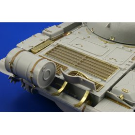 T-62 TRUMPETER