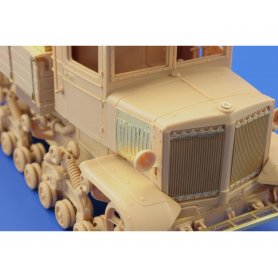 Eduard 1:35 Voroshilovets Tractor dla Trumpeter