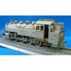 BR 86 exterior TRUMPETER