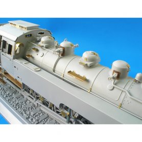 BR 86 exterior TRUMPETER