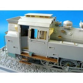 BR 86 exterior TRUMPETER