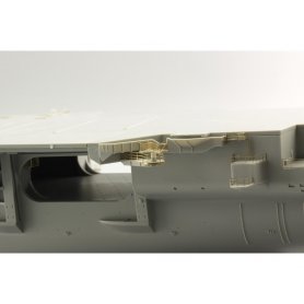 Eduard 1:350 CV-63 Kitty Hawk pt.2 hull and deck dla Trumpeter 05619