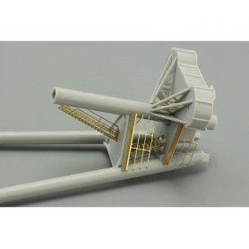 Eduard 1:200 USS Arizona part 4 main top dla Trumpeter 03701