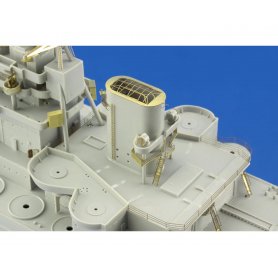 Eduard 1:350 HMS Queen Elizabeth 1943 pt 3 superstructure dla Trumpeter 05324