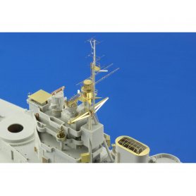Eduard 1:350 HMS Queen Elizabeth 1943 pt 3 superstructure dla Trumpeter 05324