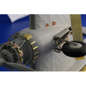 Wellington Mk.III exterior TRUMPETER