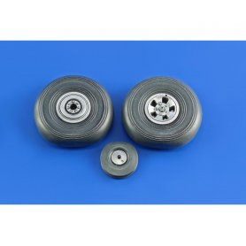 Eduard 1:24 Typhoon wheels dla Airfix
