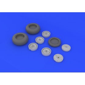Eduard 1:32 Messerschmittt Me-262 wheels dla Trumpeter