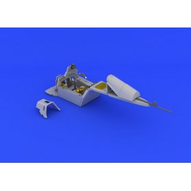 Fw 190F-8 cockpit Revell
