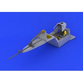 Fw 190F-8 cockpit Revell