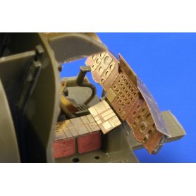 ACH-47A Chinook interior ITALERI
