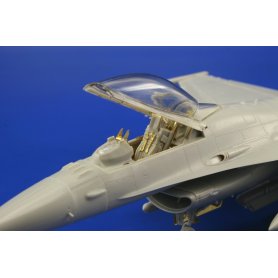 Eduard 1:48 F-16CJ Block 50 dla Tamiya 61098