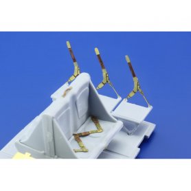 Lynx HMA.8 interior S.A. AIRFIX