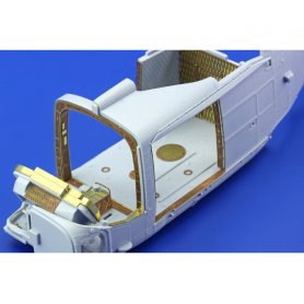 Lynx AH.7 interior S.A. AIRFIX