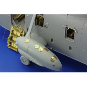 Sea King AEW.2 exterior CYBER HOBBY
