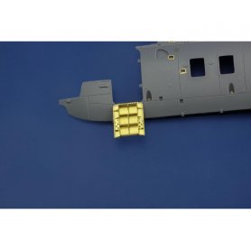 Sea King HC.4 exterior AIRFIX A04056