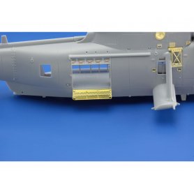 Sea King HC.4 exterior AIRFIX A04056