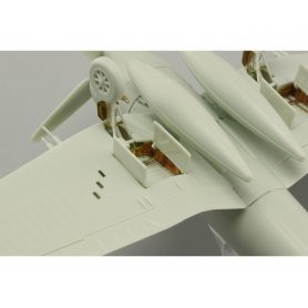 Eduard 1:72 F4U-4 dla Revell 03955