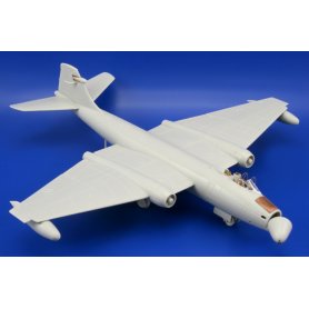 Eduard 1:72 Canberra PR.9 S.A. dla Airfix