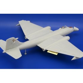 Eduard 1:72 Canberra PR.9 S.A. dla Airfix